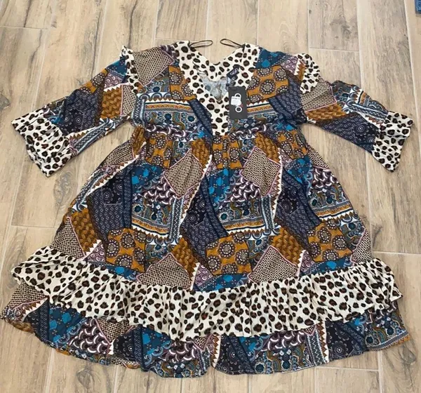Flowy dress Size M - Image 3