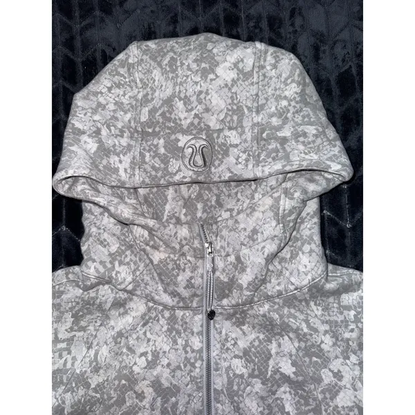 Lululemon Hooded Define Jacket Nulu Hideaway Camo Starlight Size 10 - Image 3