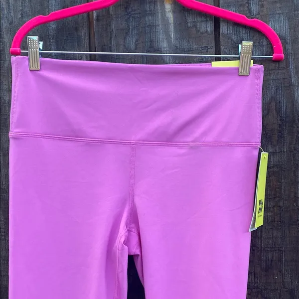 All in Motion Light Pink High Rise Leggings Size L - Image 3