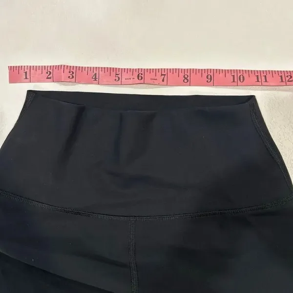 Alo Yoga High Waist Slash Leggings XS Black Cutout Detail - Image 7