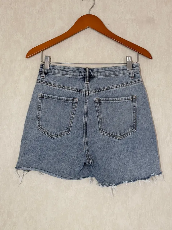Petal & Pup Women’s High Rise Denim Shorts 4” Raw Hem in Medium Wash 4 - Image 3