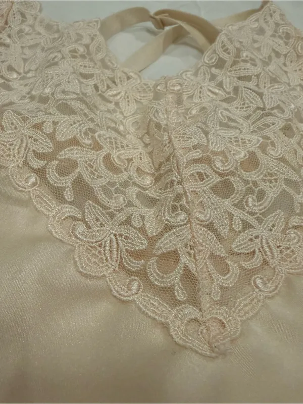 Wacoal Lace Trim Satin Camisole Top - Cream/Ivory - Women’s Size M - Image 5
