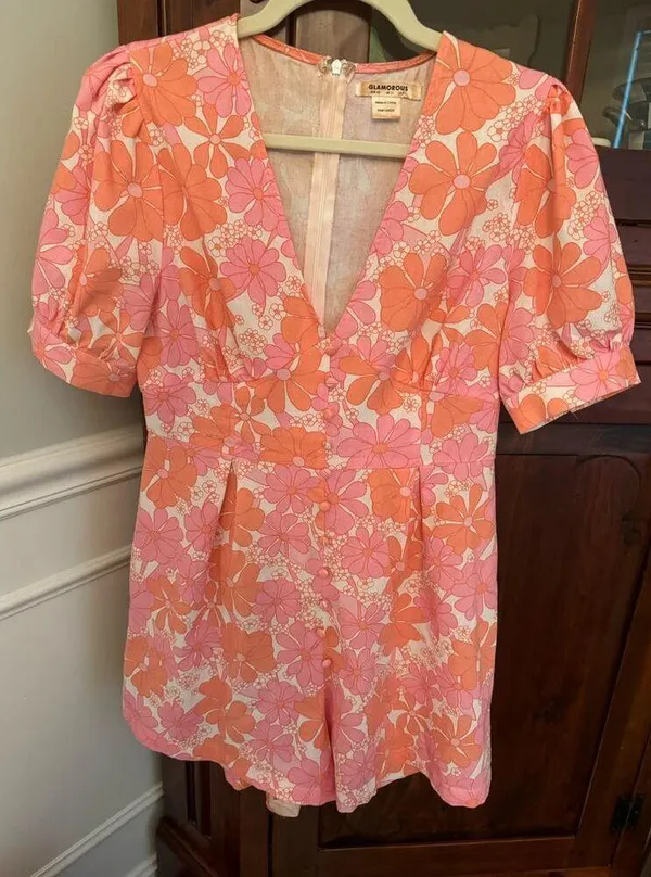ASOS Glamorous puff sleeve romper in 60s retro floral size 8 - Image 4