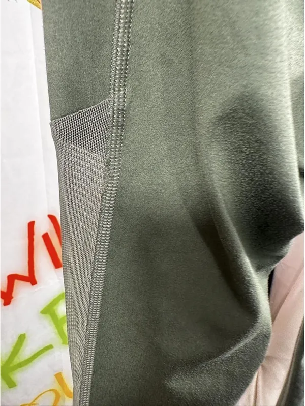L62. Gymshark Women's Green and Khaki Leggings - Image 5