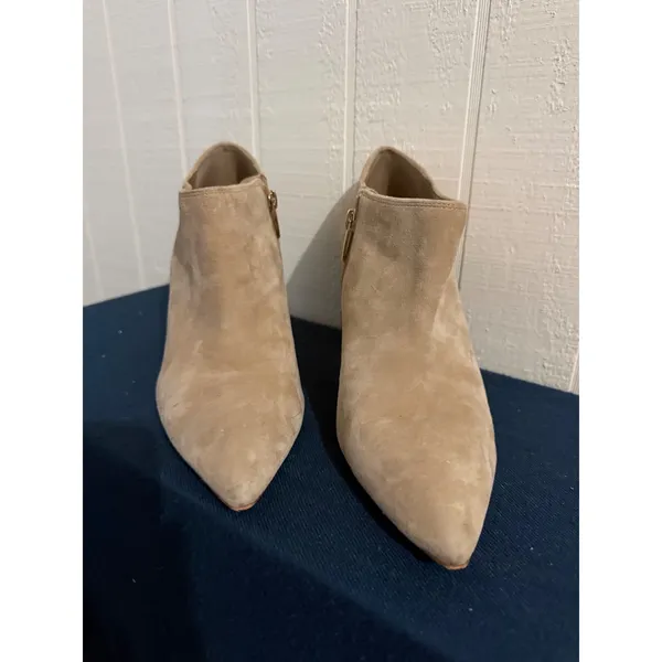 Vince Camuto Temindal Tan Suede Pointed Toe Flared Heel Ankle Boots Size 10M - Image 2