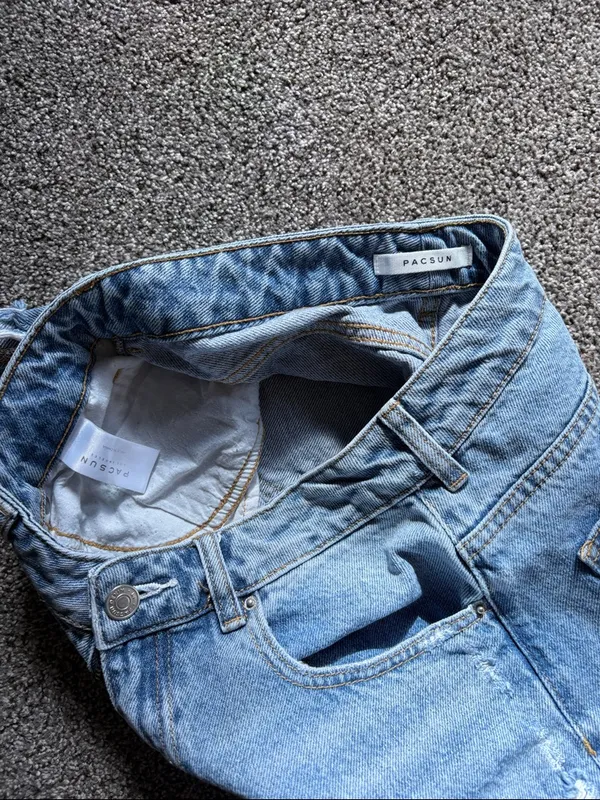 Pacsun Light Wash Jean Shorts - Image 4