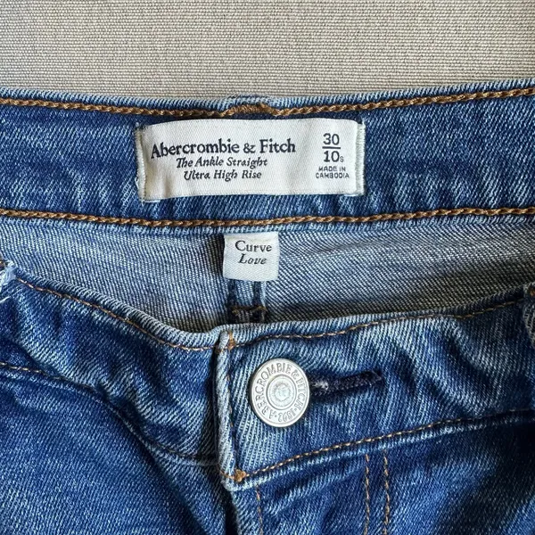 Abercrombie & Fitch Distressed Curve Love Ultra High Rise Straight Jean - Image 4