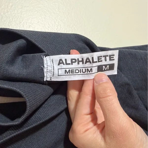 Alphalete Seamless Leggings - Image 7