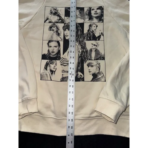Taylor Swift The Eras Tour Cream Official Merch Oversized Hoodie Sweatshirt Sz M - Image 9