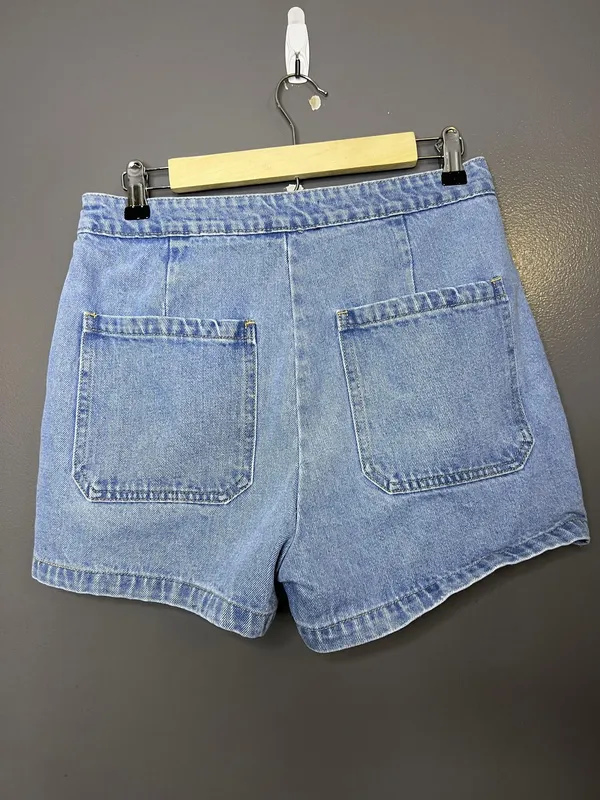 Q2 Skort Womens Medium Blue Denim Utility Button Front Pockets Casual Mini - Image 2