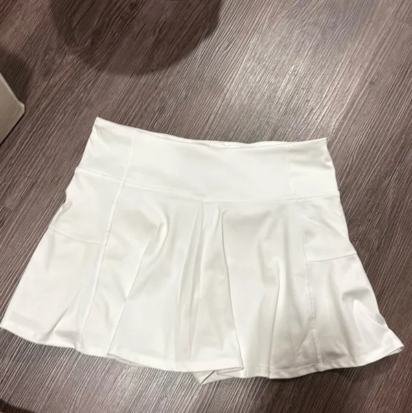 Aeropostale white skort - Image 2