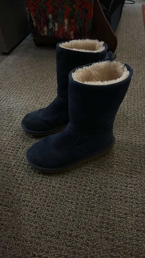 Blue UGG Boots Navy Women’s - Image 2