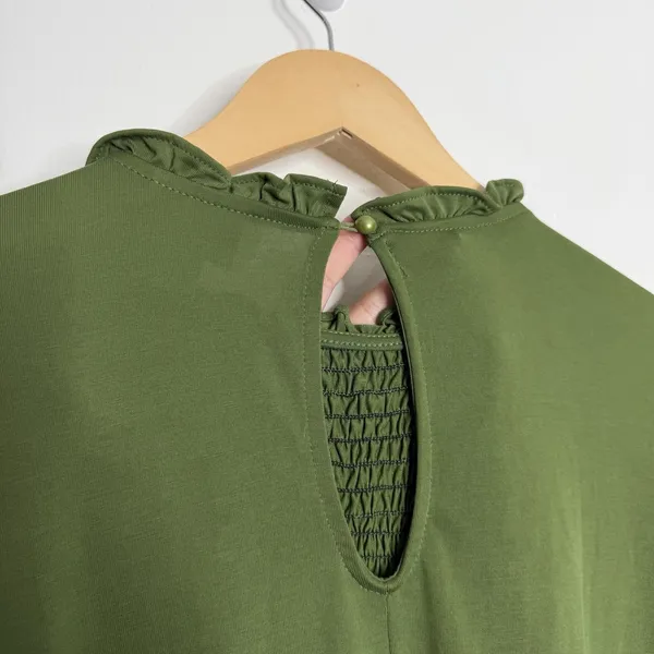 NWOT Lularoe Blouse Green Balloon Sleeves Large‎ Ruffle Neckline Flowy Casual - Image 6