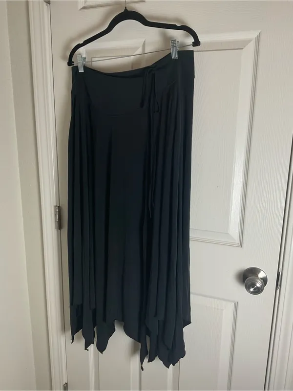 Free People Black Asymmetrical Handkerchief Hem Maxi Skirt Size 14 - Image 2