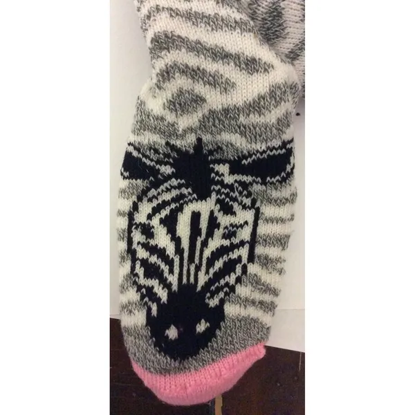 Olivia + Joy Womens OS Fuzzy‎ Socks Slippers Grey Zebra Print Pink Accents New - Image 2