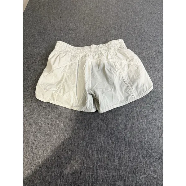 Lululemon Track Attack Running Shorts Women's Size 8 Soft Grey 3" Inseam - Image 7