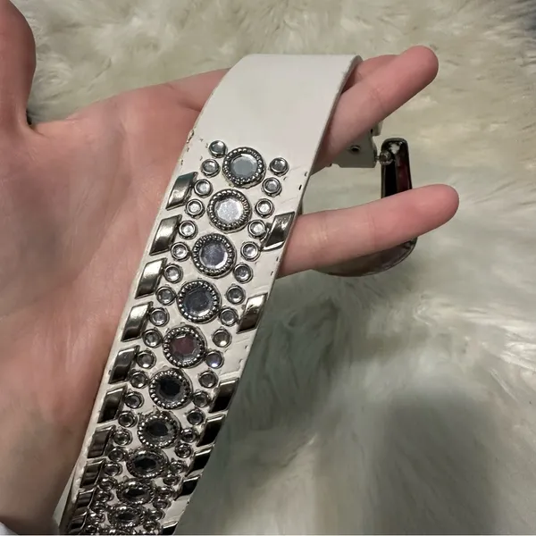 White Chunky Bedazzled Western Style Belt Small - Image 3
