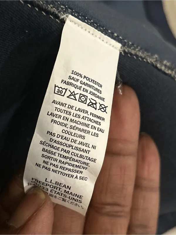 Vintage L.L. Bean Cream Hooded Sherpa Jacket with Navy Lining - Image 10
