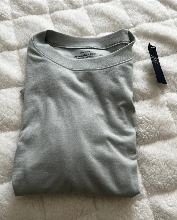 Abercrombie Light Blue Boyfriend T-Shirt - Image 2