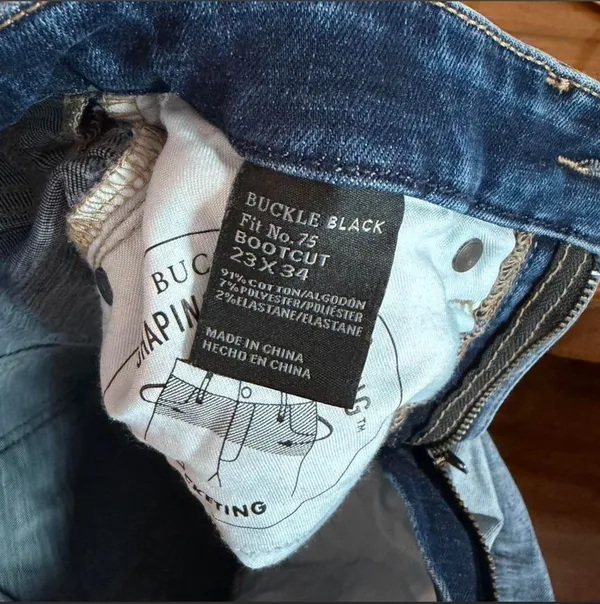 Buckle Black Jeans - Image 2