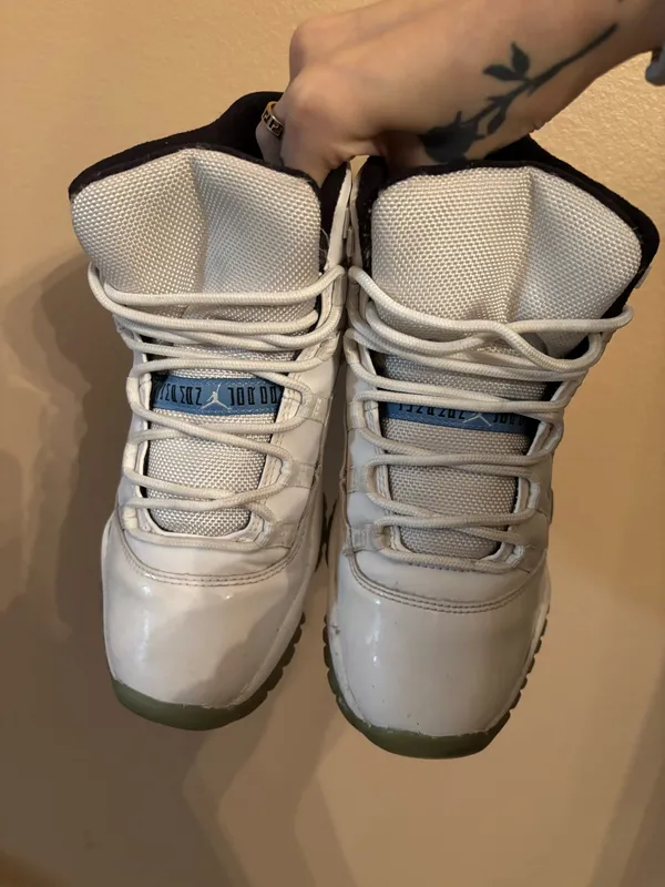 Air Jordan 11 BG 'Legend Blue' - Image 3