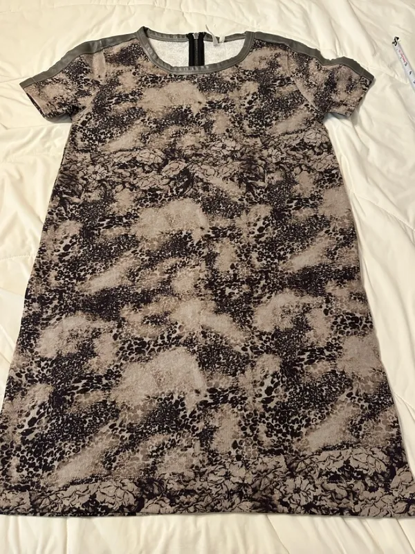 Grey State Cotton Lynx Fluer Printed T-Shirt Dress - NWT - Size 3 (US L) - Image 4