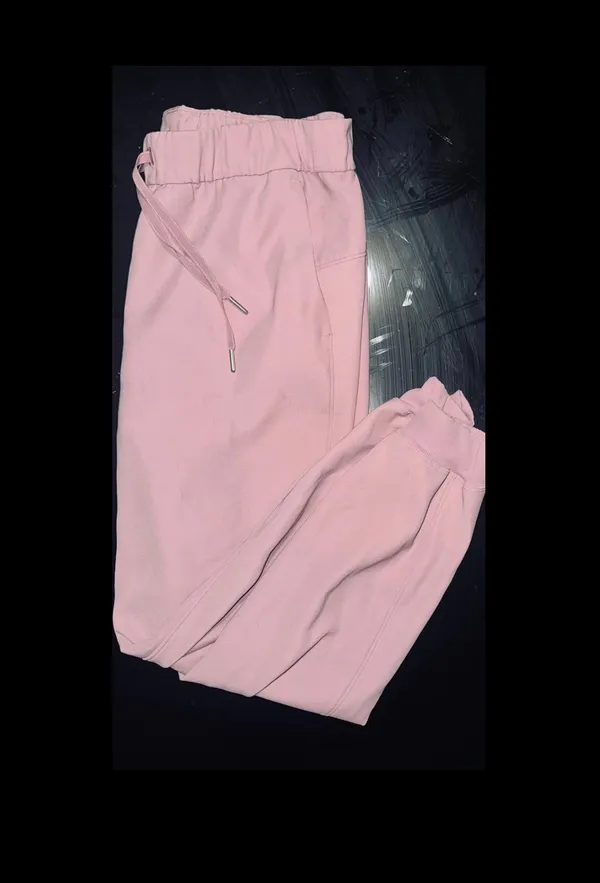 Lululemon On The Fly Jogger Size 10 - Image 2