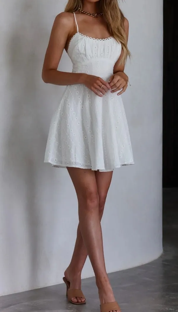 Selfie Leslie White Eyelet Lace-Up Back Sleeveless Mini Dress Size 6 - Image 7