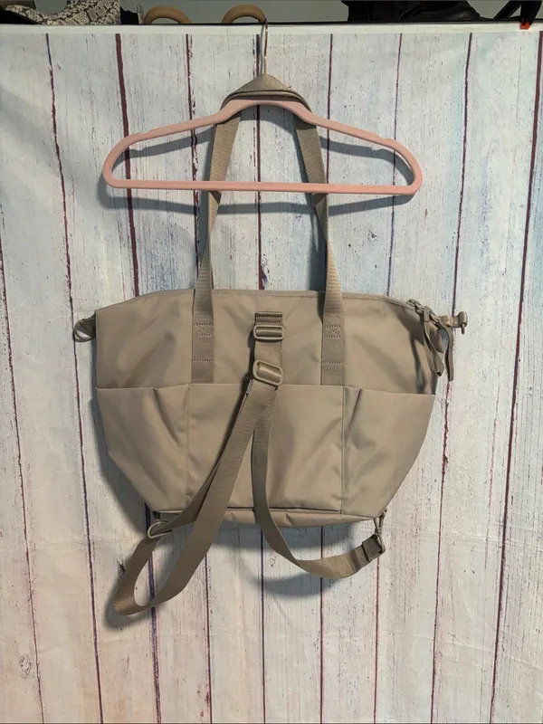 NWT Everlane The Renew Transit 3- Way Tote - Image 10
