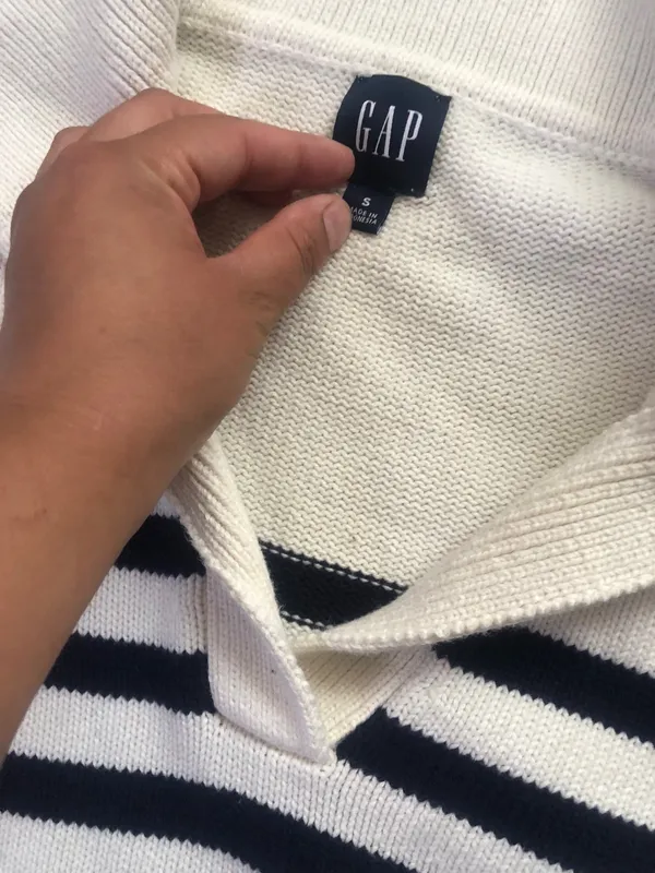 Gap Striped Sweater Women’s - Image 2