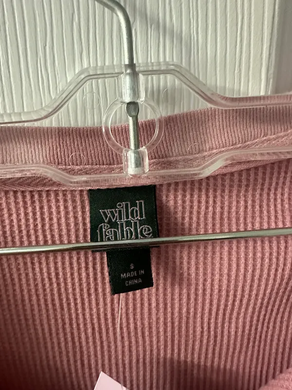 Cropped Long Sleeve Pink - Image 3