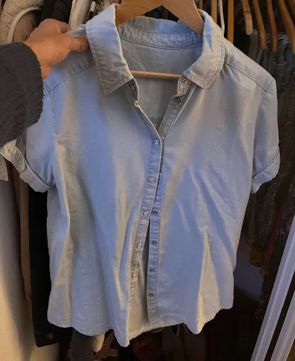 Paige DENIM light snap button shirt - Image 2