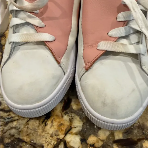 Puma Women's Pink and White Sneakers - Image 11