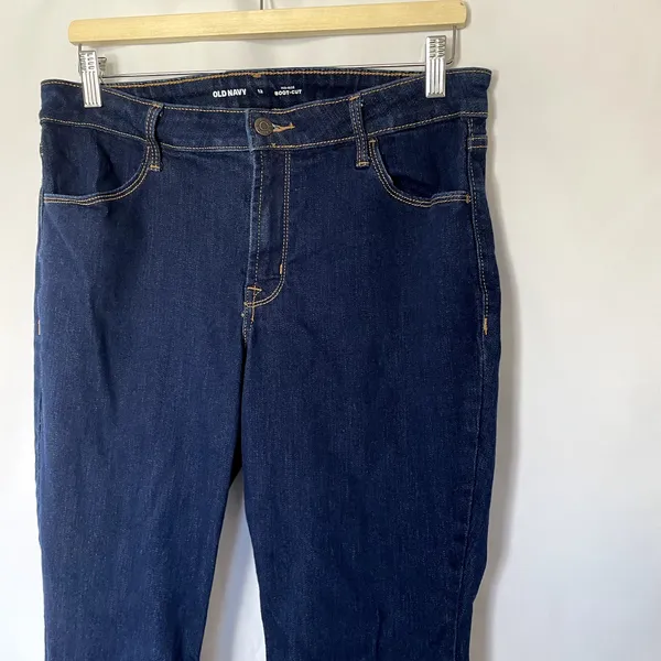 Old Navy mid-rise boot-cut dark wash‎ denim women's jeans size 12 cotton blend - Image 2