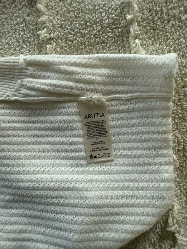 Aritzia Wilfred Knit Top - Image 5