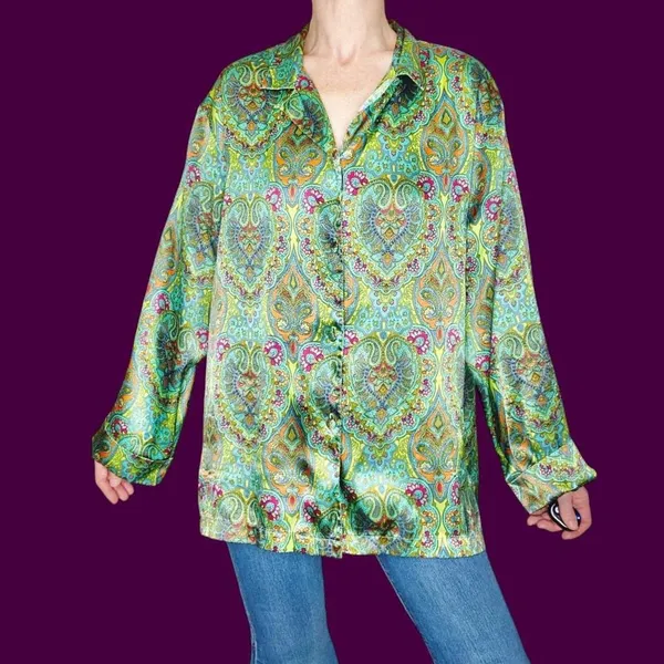 Vintage Y2K Victoria’s Secret Green Abstract Button Down Sleepwear Shirt - Image 2