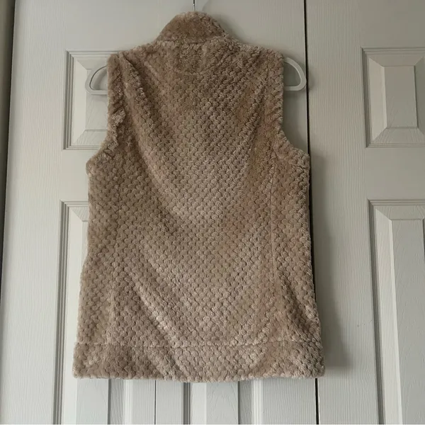 Calvin Klein vest size XS - Image 3
