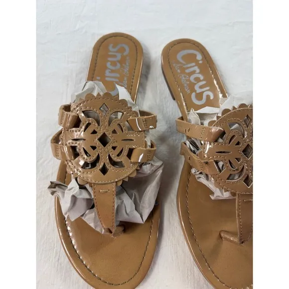 Circus by Sam Edelman Cherry Tan Patent‎ Medallion Thong Flat Sandals Mens 9.5M - Image 5