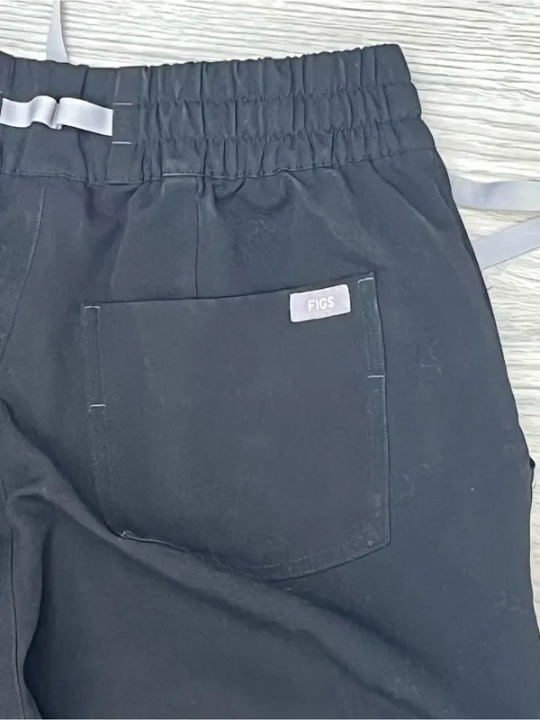 FIGS Technical Collection Women’s Black Cargo Scrub Pants  Small Petite - Image 8
