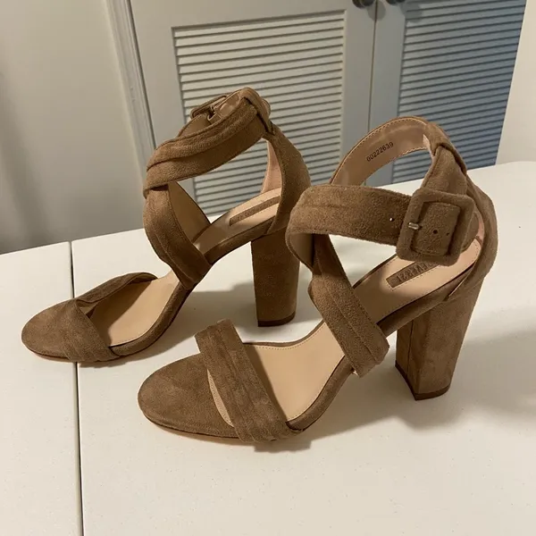 Forever 21‎ tan suede criss-cross strap heels — size 9 - Image 3