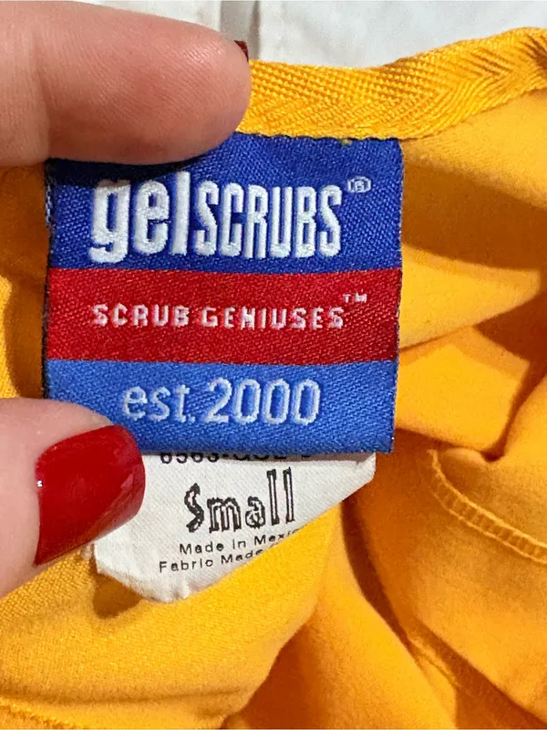 Gel scrubs Bright Mustard Yellow Button-Front scrub Jacket small - Image 6
