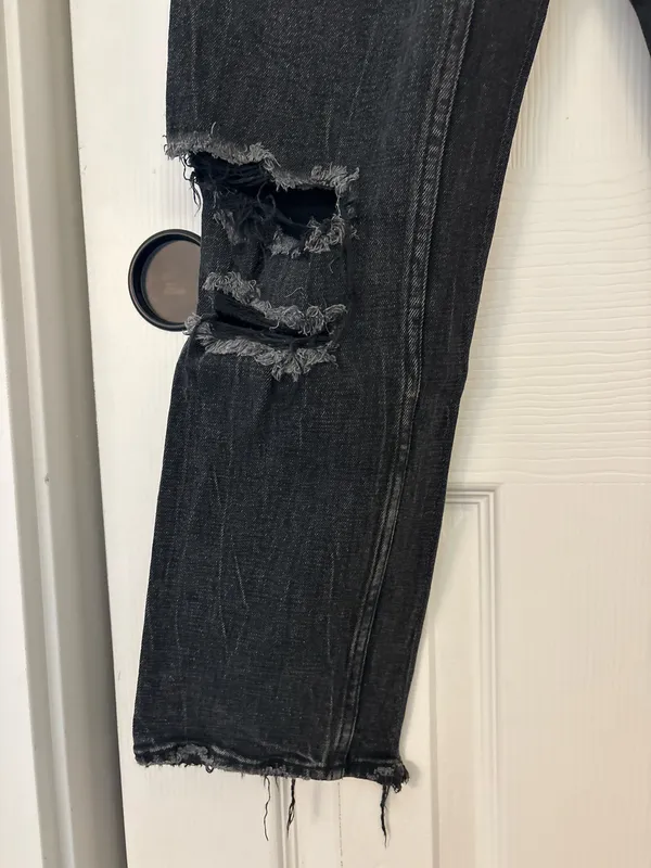 Abercrombie Ultra High-Rise Straight Ankle Jeans - Image 3