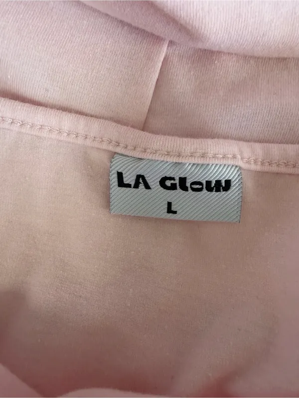LA Glow Ribbed High-Waist Bike Shorts set in Pale Pink - Image 2