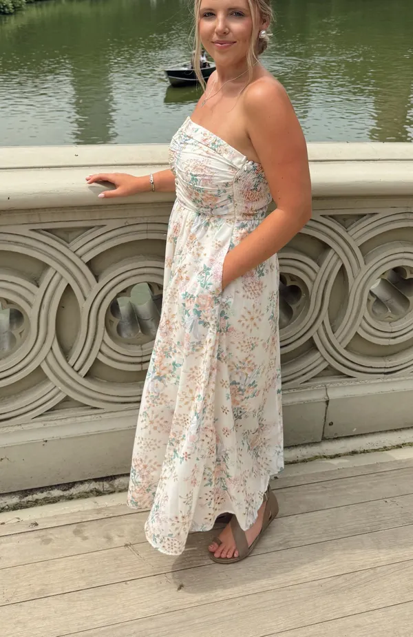 PRINTED EYELET MIDI STRAPLESS DRESS White - Image 2