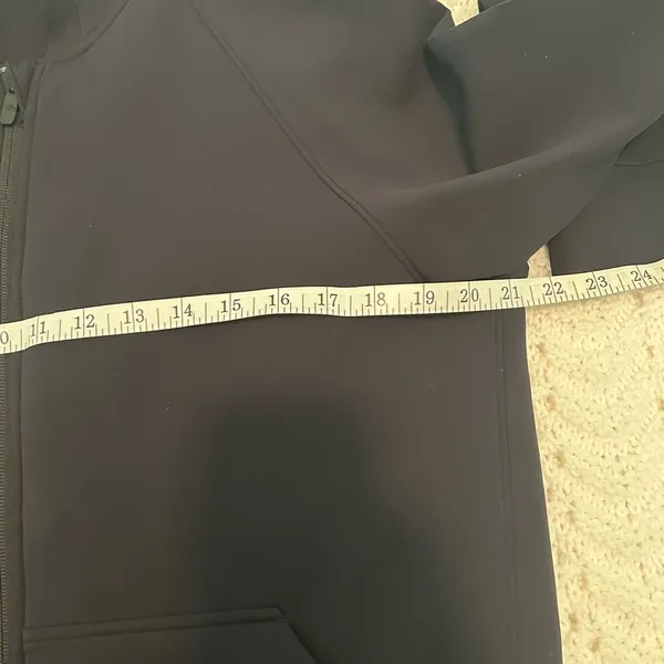 Lululemon Tied To You Jacket - Image 4