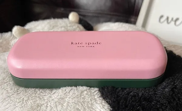 Kate Spade Tabby 50MM Square Reading Glasses 1.0 new with case/clothes - Image 8