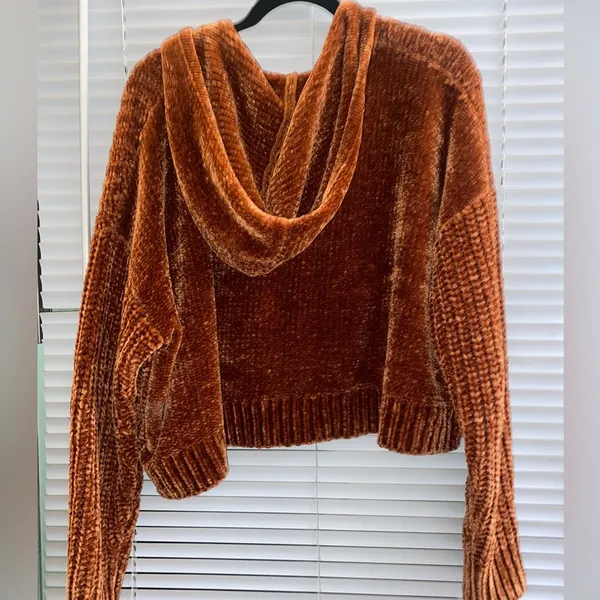 Aeropostale Knitted Hoodie - Image 2