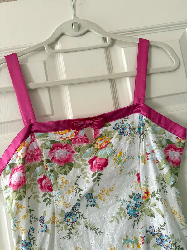 Dressbarn Floral Pink Trim Midi Sundress with Bow - Image 4
