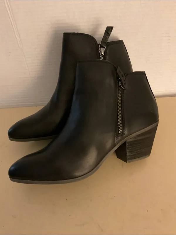 Frye women black leather Chelsea Judith heel boots US 10 - Image 6