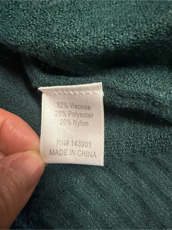 Coco + Carmen Cozy Women's Turtleneck Sweater Tunic in Forest Green Size Small - Image 4